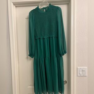 Sheer sleeves - green dress